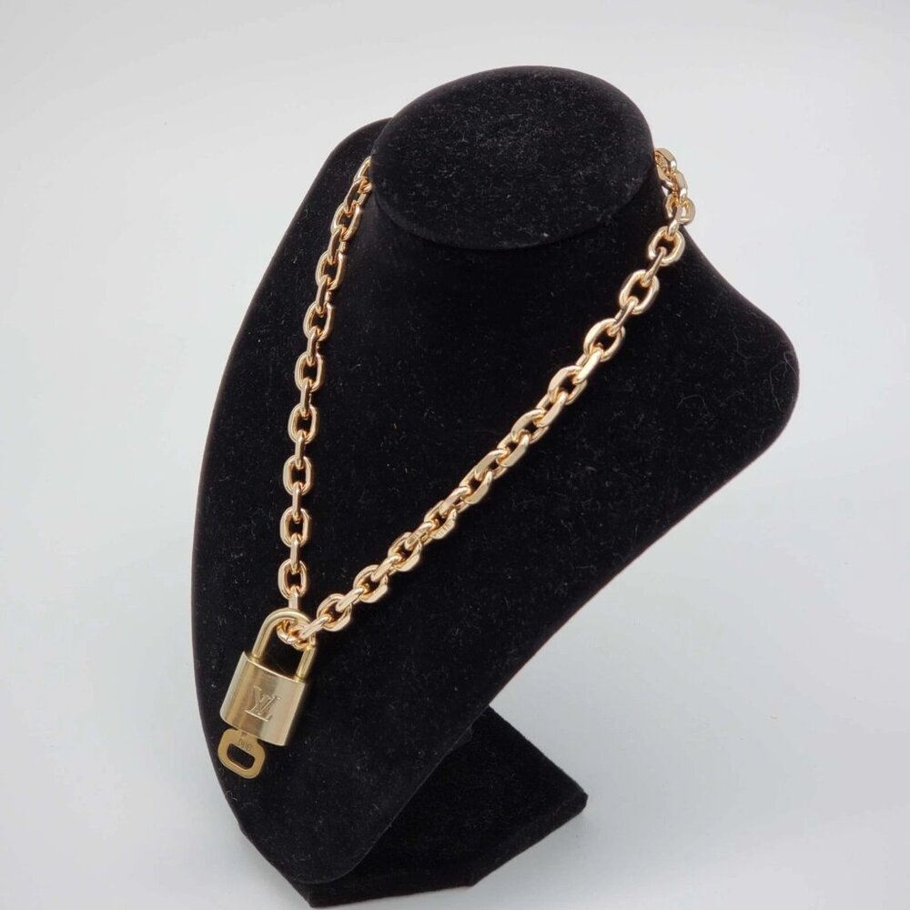 Authentic Louis Vuitton Lock & Key with Unbranded Gold Plated Chain Necklace - Picture 3 of 8